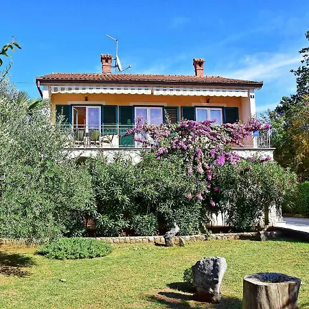 Jelka By Interhome Ferienhaus Njivice