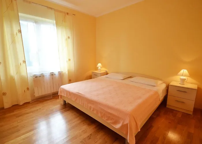 Nyaraló Jelka By Interhome Njivice